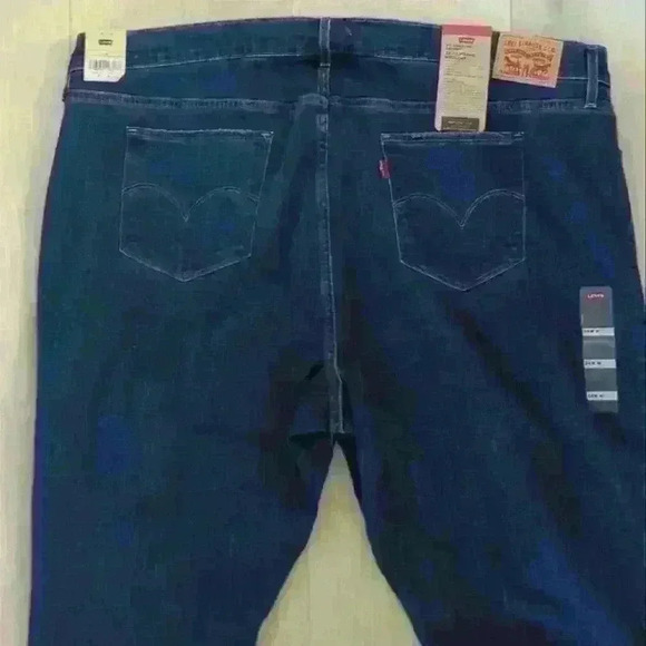 LEVI'S |  Women's 311 Hypersoft Mid-Rise Shaping Skinny Dark Wash Jeans - Picture 4 of 5